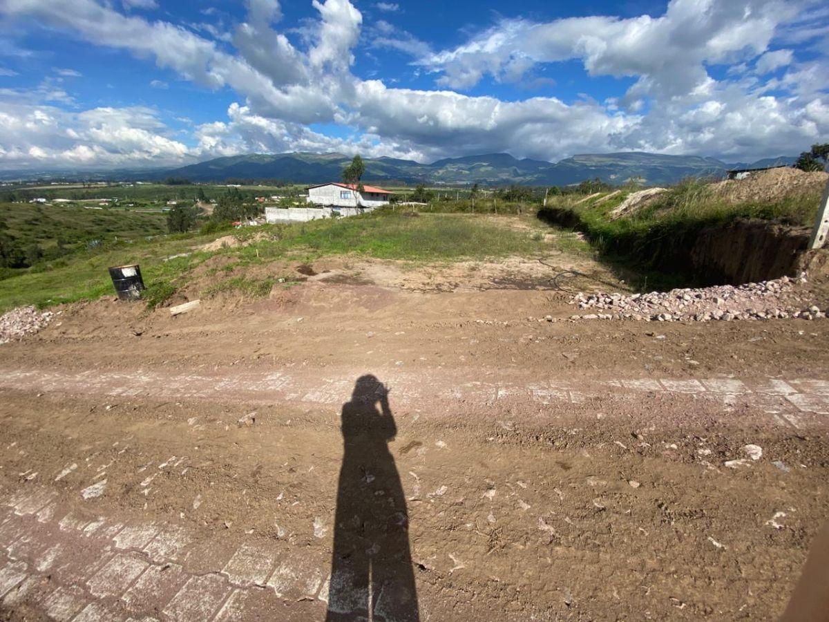 En Venta 600 m² en Tumbaco Sector Polígono en Derechos y Acciones — imagen 4