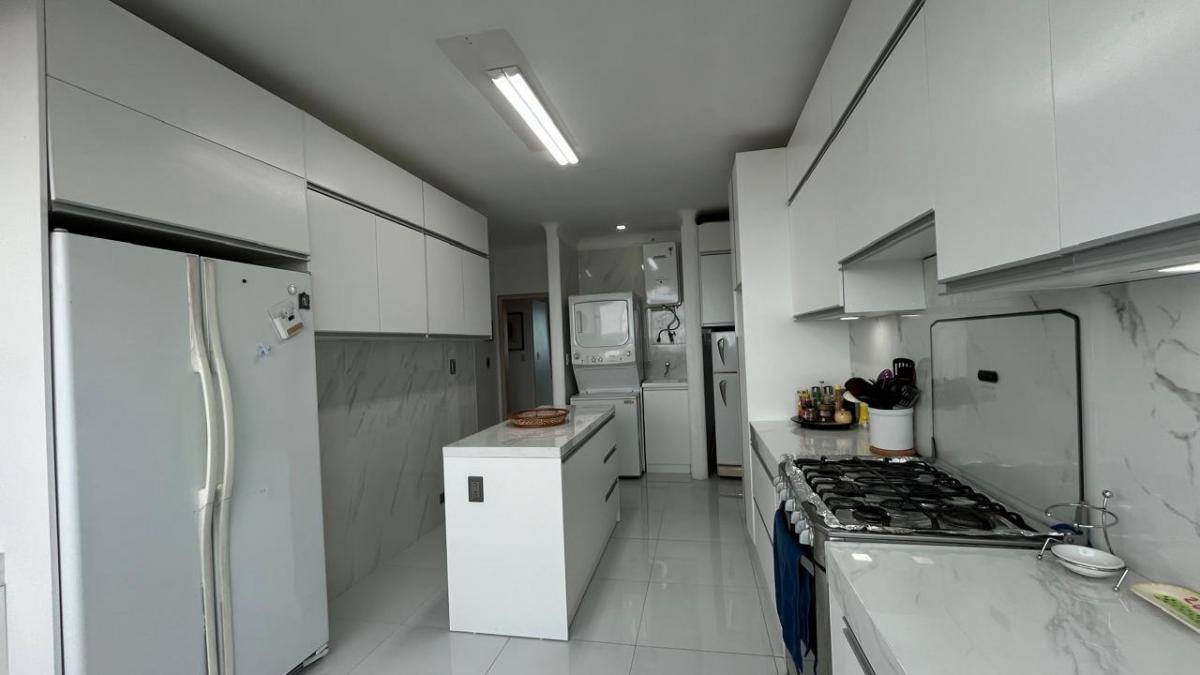 Departamento en Venta en Puerto Lucía, Condo 600 - N. Dorado. Provincia de Santa Elena — imagen 4