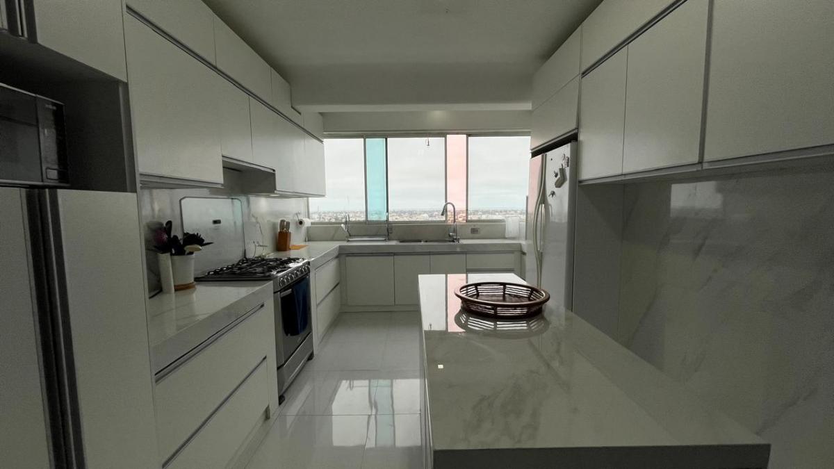 Departamento en Venta en Puerto Lucía, Condo 600 - N. Dorado. Provincia de Santa Elena — imagen 3