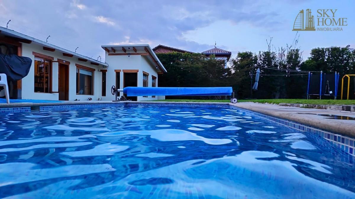Quinta en Venta en Guayllabamba | Piscina, Jardín y Casa de Huéspedes — imagen 4