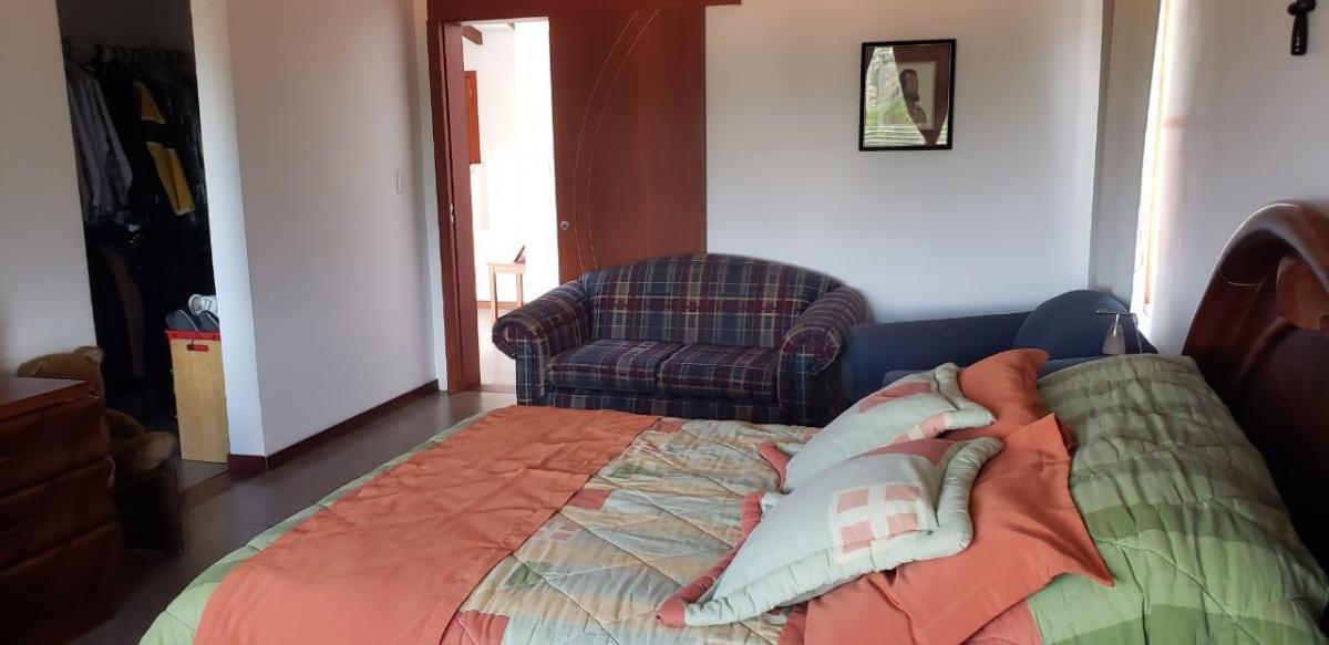 Casa de Venta en La Intervalles Dentro de Urbanización con Hermosa Vista — imagen 6