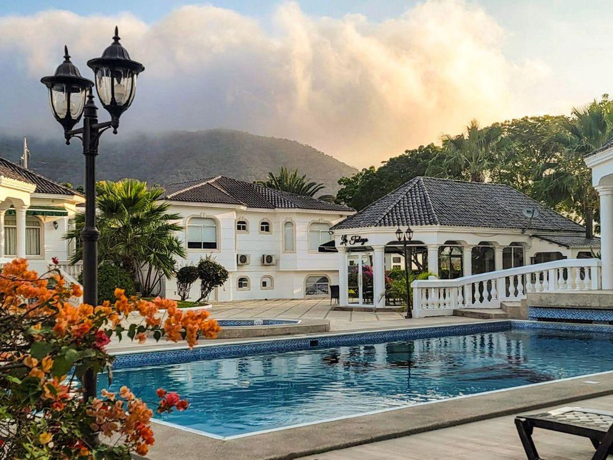 Hermoso Terreno en Montecristi Golf Resort & Villas, Manabí — imagen 9