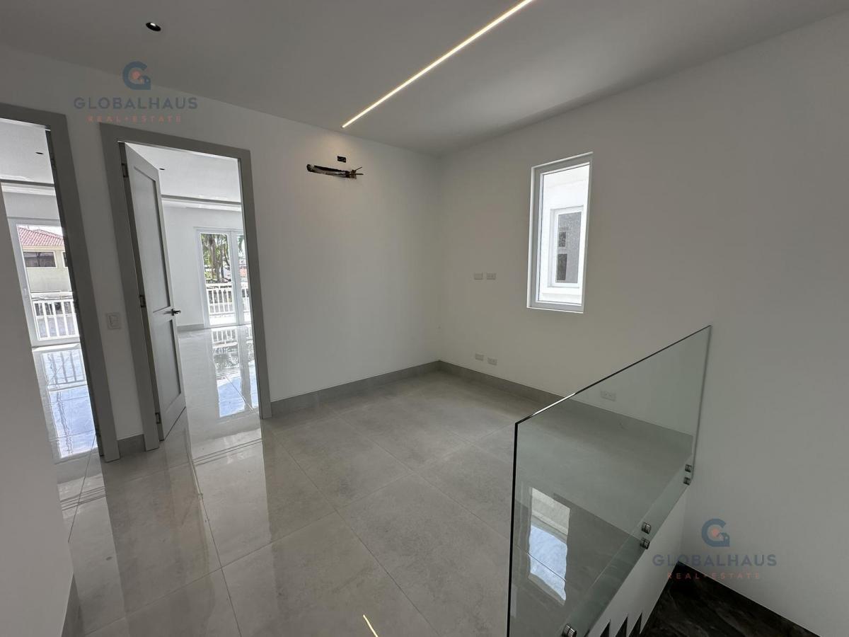 Venta de Casa en Samborondon, Urb. Aires Norte, 3 Habitaciones. V. B. Guayas — imagen 5