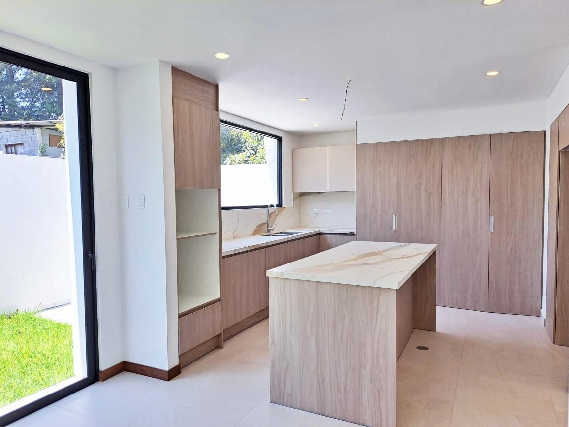 Venta Casa a Estrenar en Tumbaco 162 m², con Terraza, Jardín y Piscina (C) — imagen 8