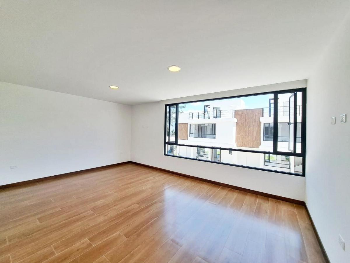 Venta Casa a Estrenar en Tumbaco 162 m², con Terraza, Jardín y Piscina (C) — imagen 6