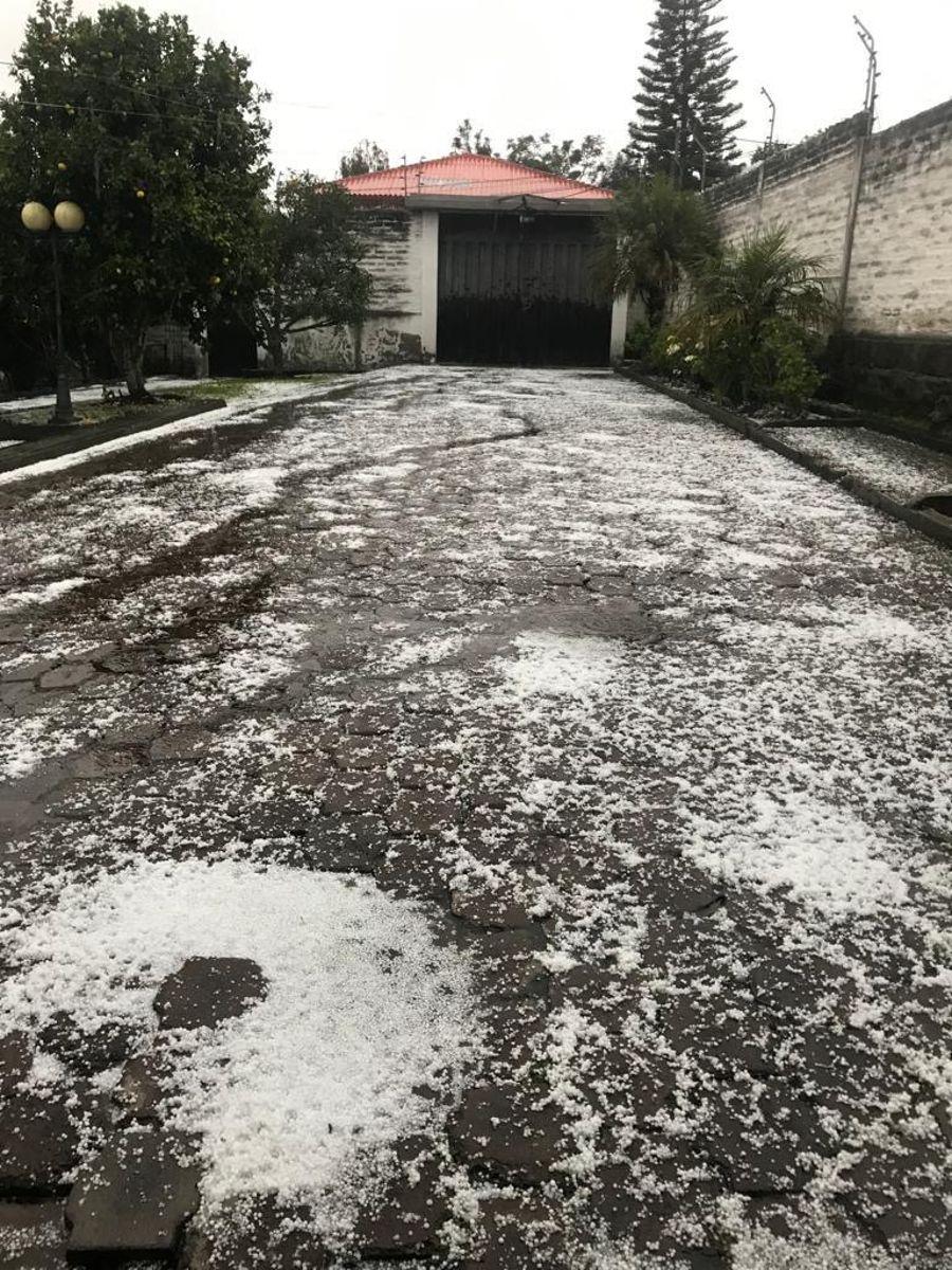 Terreno y Casa Independiente Cerramiento y Cerca Electrica, Sector Conocoto, 1826 m² — imagen 4