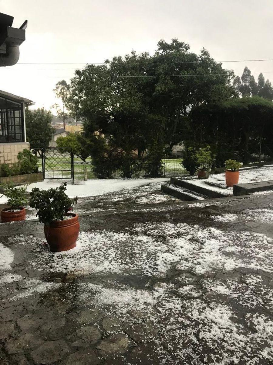 Terreno y Casa Independiente Cerramiento y Cerca Electrica, Sector Conocoto, 1826 m² — imagen 3