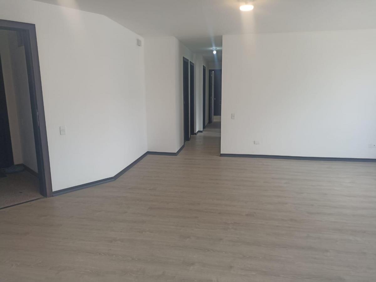 Carcelen Vendo Departamento por Estrenar 3 Dorm. 110 m² Primer Piso — imagen 4