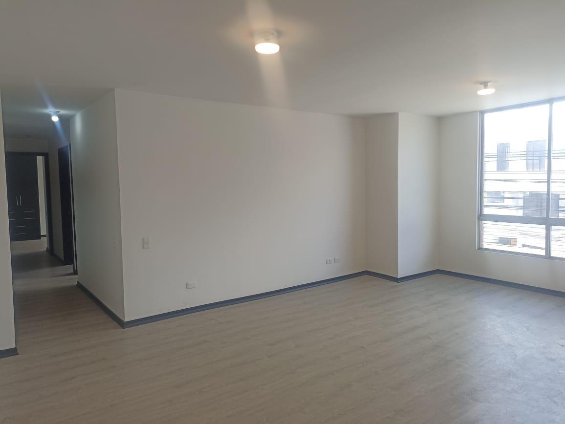 Carcelen Vendo Departamento por Estrenar 3 Dorm. 110 m² Primer Piso — imagen 3