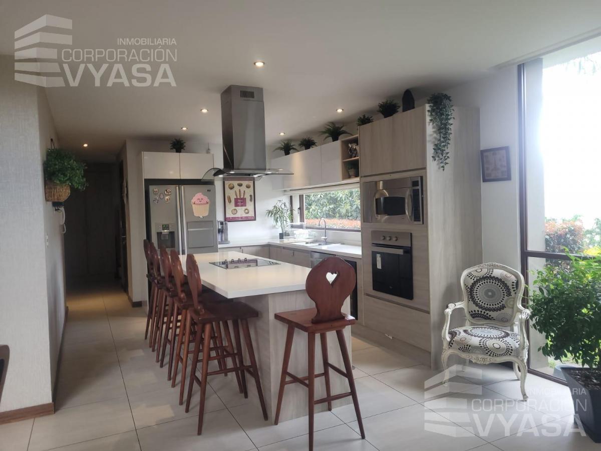 Puembo - Bonita Casa en Venta de 290 m² con 4 Dorm. — imagen 10