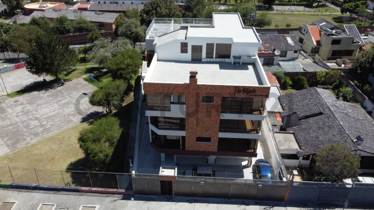Amplio Departamento de 3 Habitaciones en Venta, Acabados Modernos y Elegantes! — imagen 10