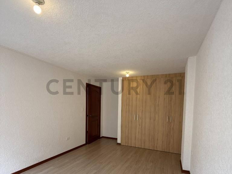 Amplio Departamento de 3 Habitaciones en Venta, Acabados Modernos y Elegantes! — imagen 7