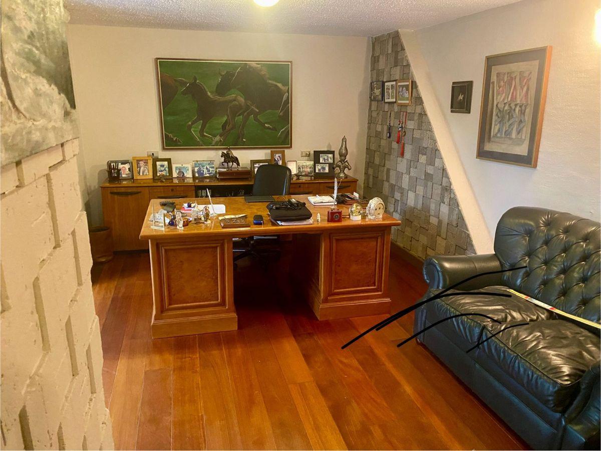 Venta de Casa con 4 Dorm. en Cumbayá, con 1547 m² Terreno — imagen 5