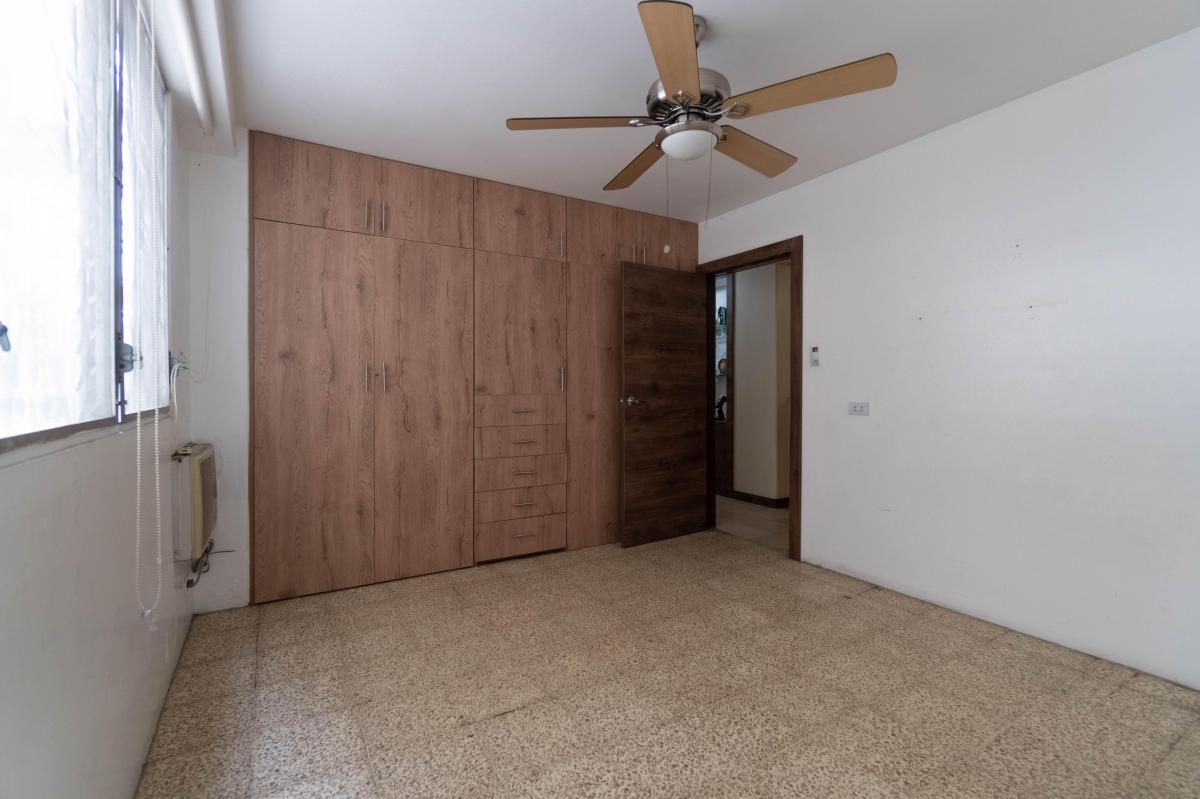 Departamento en Venta de 4 Habitaciones, Edificio Silco, Ceibos, Guayas — imagen 8