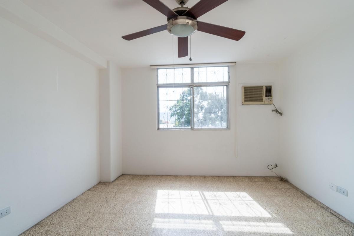 Departamento en Venta de 4 Habitaciones, Edificio Silco, Ceibos, Guayas — imagen 6