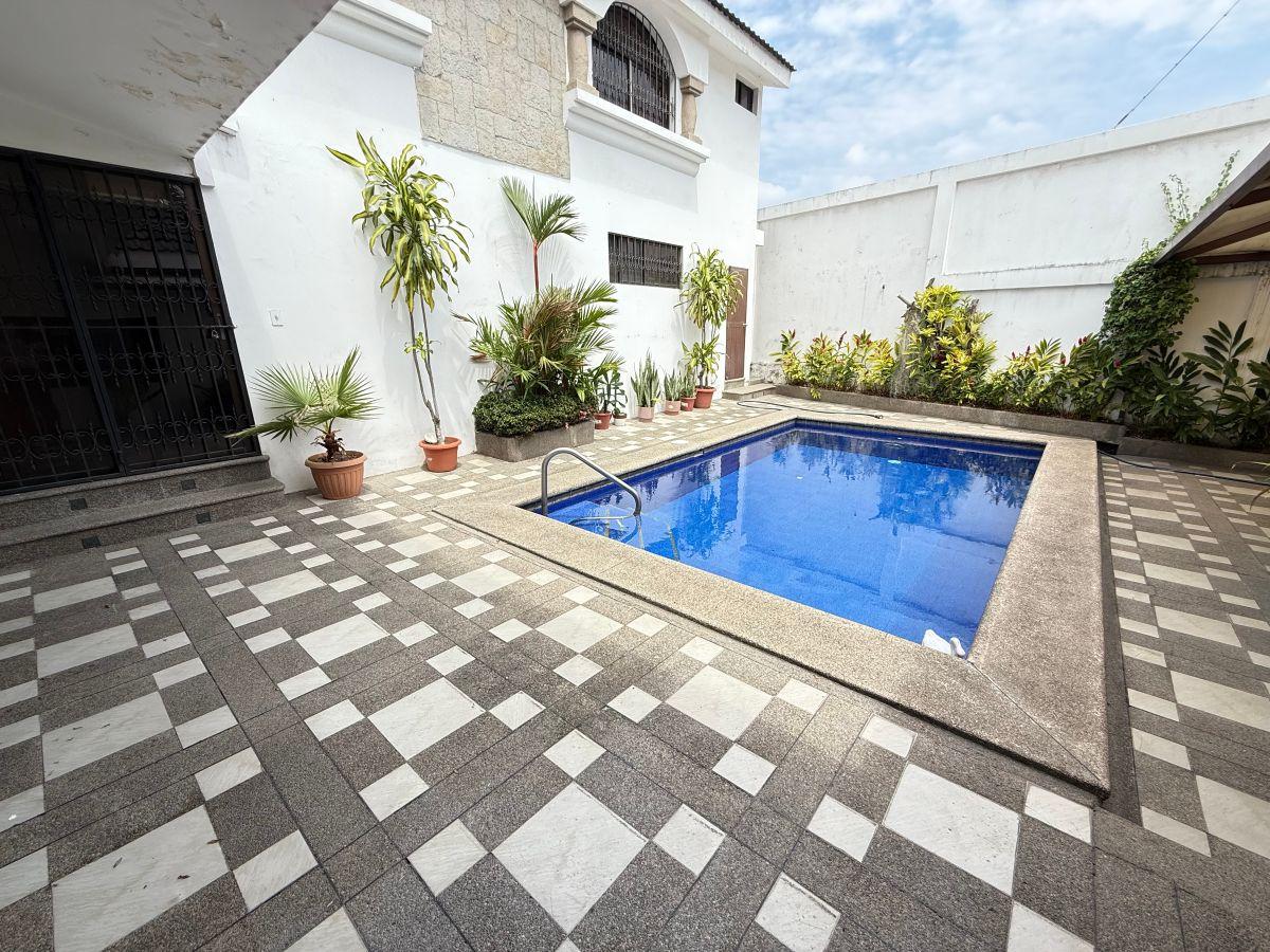 Vendo Casa en Los Parques, Guayas — imagen 7