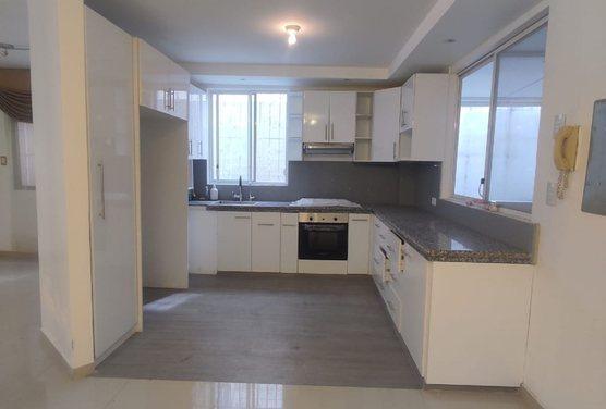 Venta de Casa Urdenor 1: Comodidad y Exclusividad, Guayas — imagen 7
