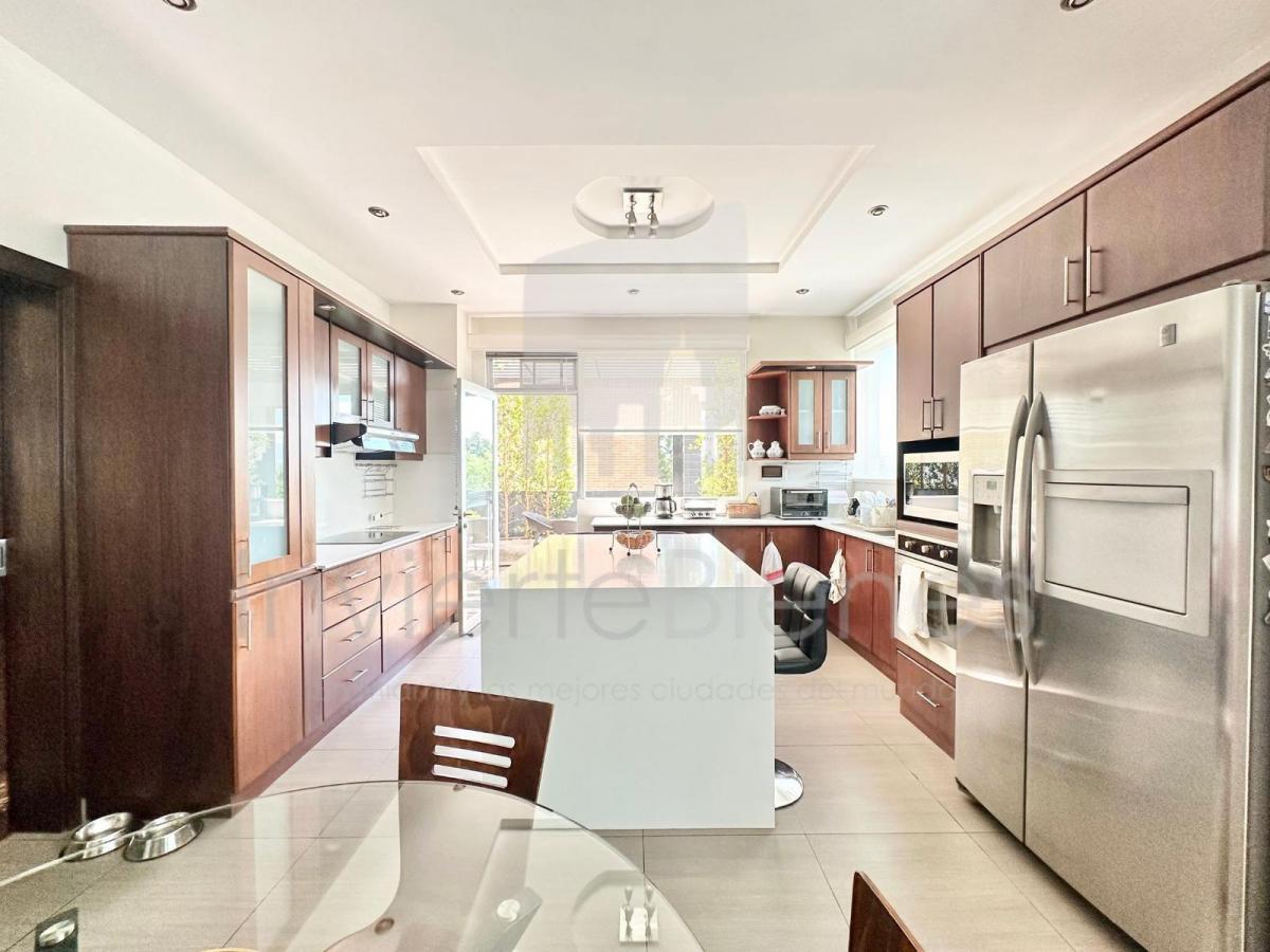 Departamento de Venta en Jardines del Este en Cumbayá — imagen 6