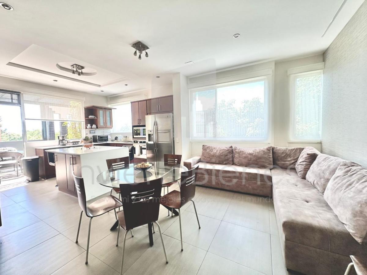 Departamento de Venta en Jardines del Este en Cumbayá — imagen 5