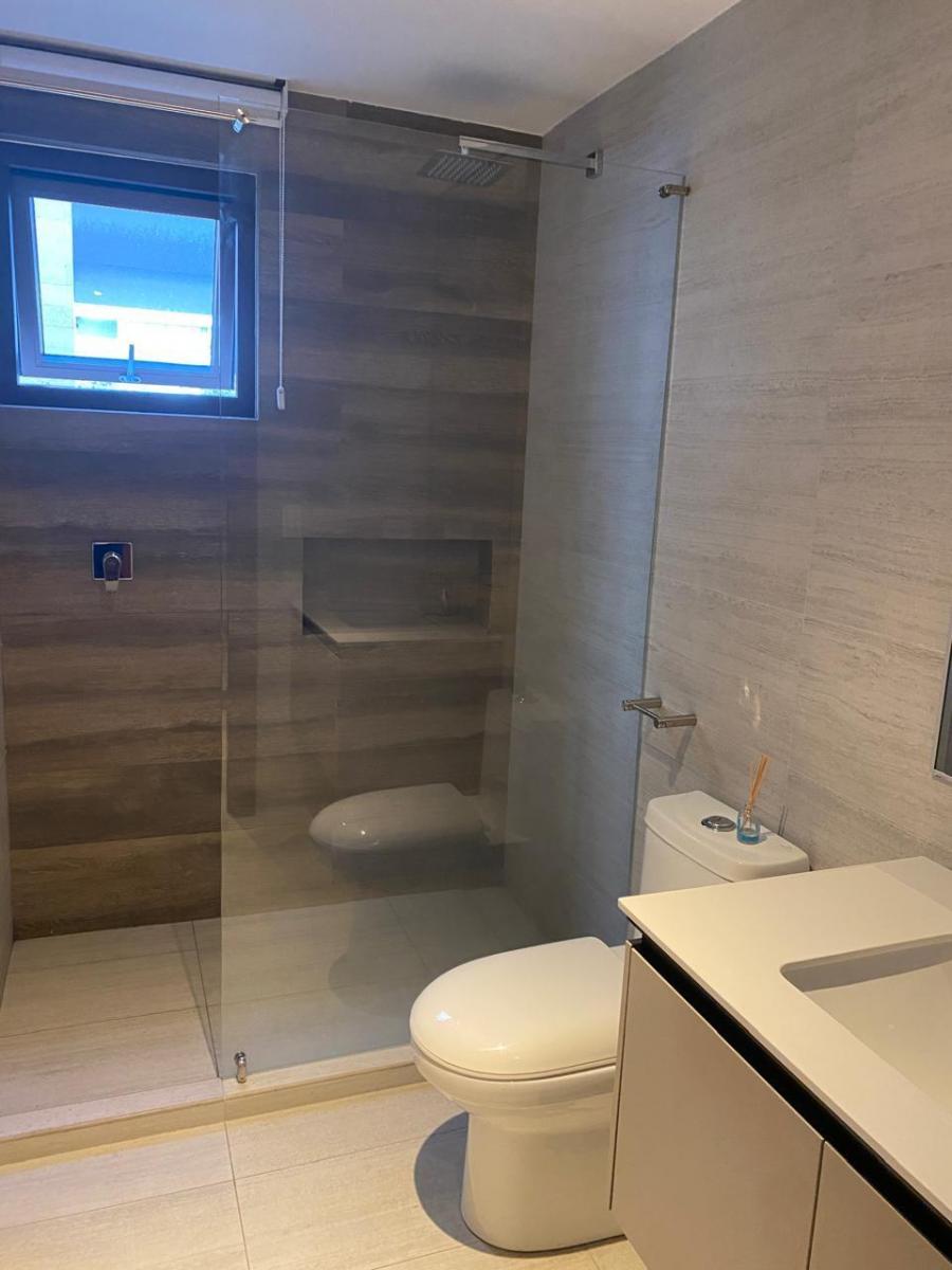 Vendo Departamento de Lujo con Vista Dentro de Conjunto Privado Cumbaya — imagen 5