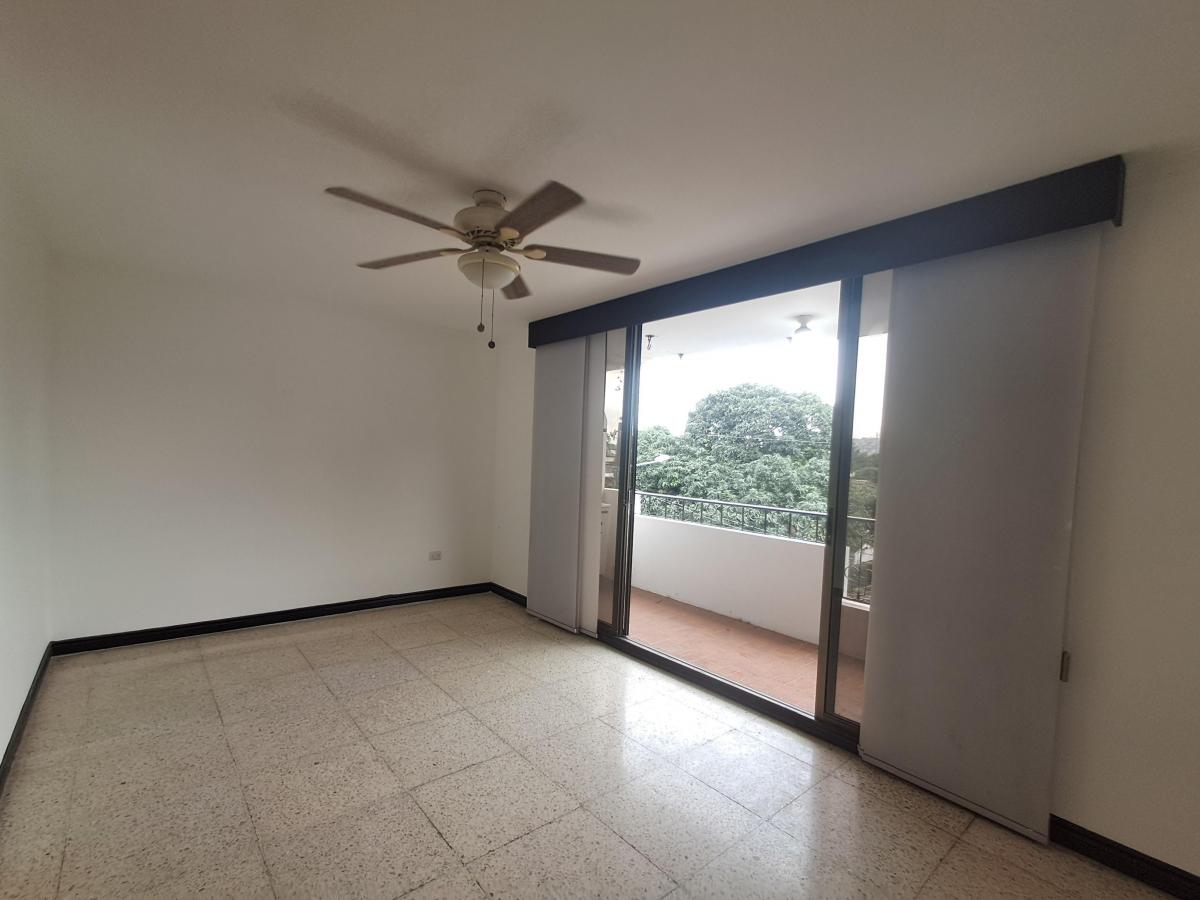Se Vende Departamento en Los Ceibos 200 m² 3 Dorm. de Oportunidad, Guayas — imagen 9