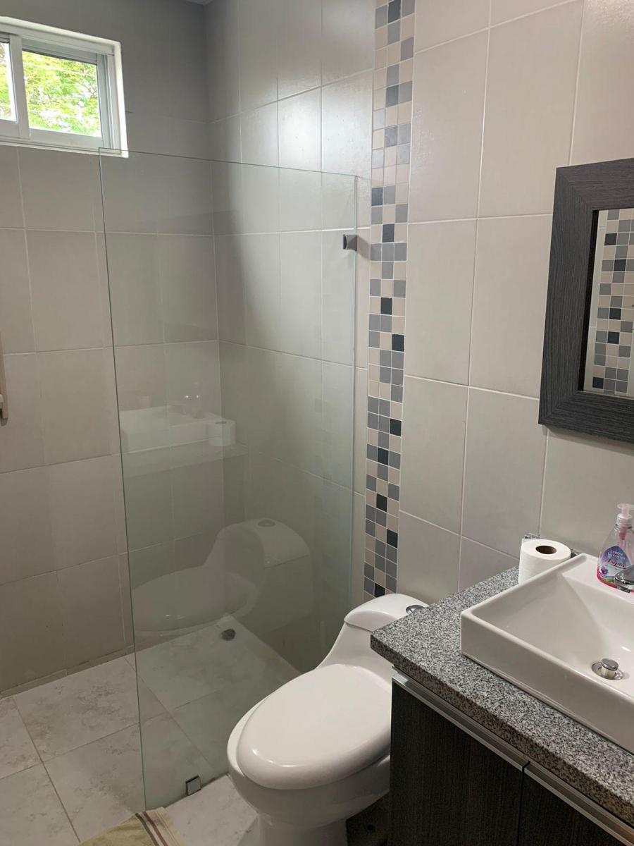 Se Vende Hermoso Departamento en Chipipe, a Pocos m de La Playa. Provincia de Santa Elena — imagen 8