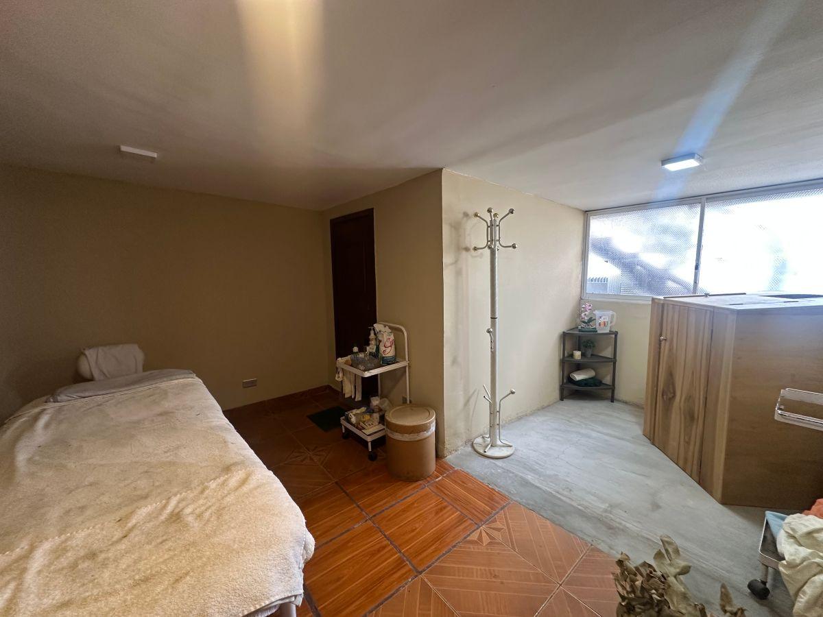 San Antonio de Pichincha - Casa Rentera de Venta Sobre Via Principal — imagen 9