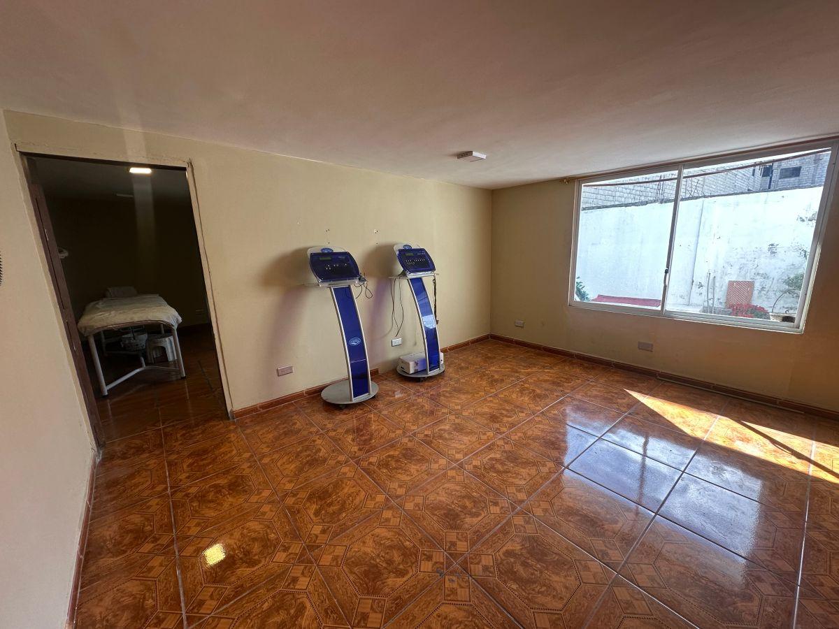 San Antonio de Pichincha - Casa Rentera de Venta Sobre Via Principal — imagen 8