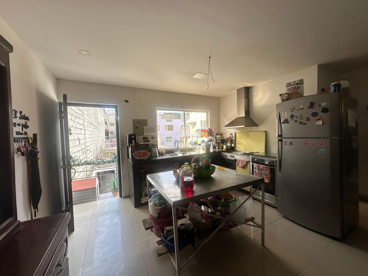 San Antonio de Pichincha - Casa Rentera de Venta Sobre Via Principal — imagen 4