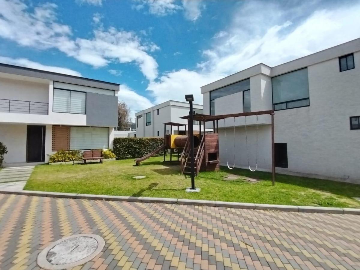 Sector La Armenia - Guangopolo. Casas en Venta a Estrenar, 145 m con Balcón — imagen 10