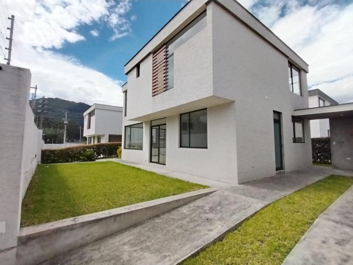 Sector La Armenia - Guangopolo. Casas en Venta a Estrenar, 145 m con Balcón — imagen 7