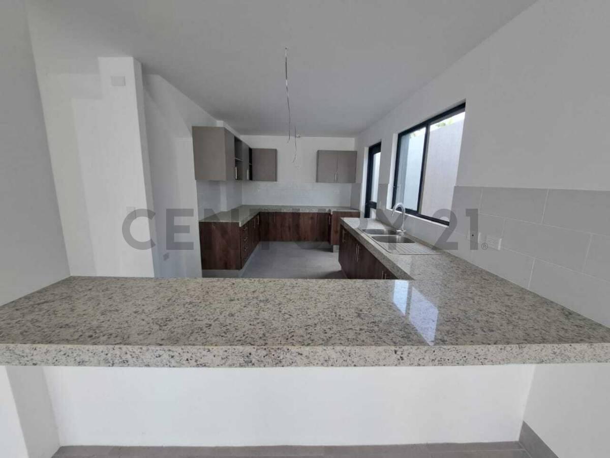 Venta de Casa de Estreno Urb. Costa Azul, Samborondon, Guayas — imagen 9