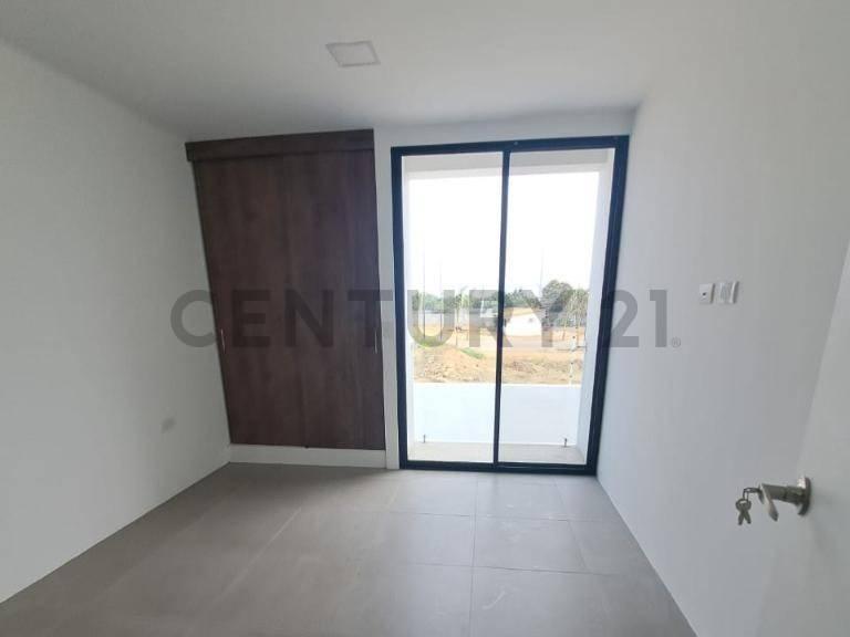 Venta de Casa de Estreno Urb. Costa Azul, Samborondon, Guayas — imagen 5