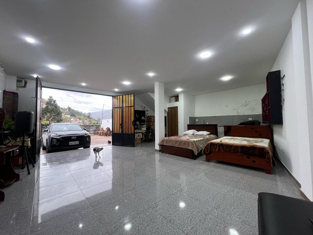 De Oportunidad Propiedad en Venta Tres Pisos 498 m² - Gualaceo, Azuay — imagen 10