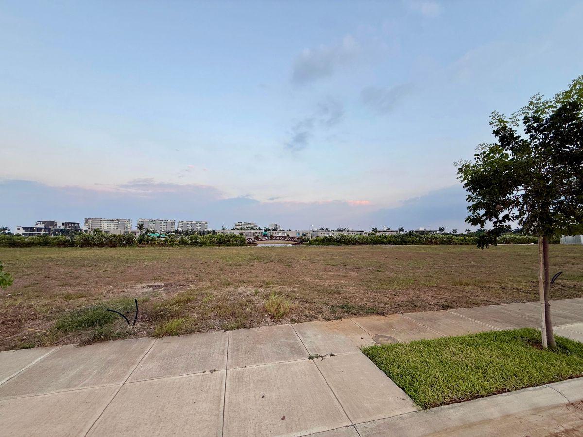 7012. Urb. Moriah - Samborondon Km6 Mocoli, Vendo Terreno Area 555 m², $305.250. Guayas — imagen 7