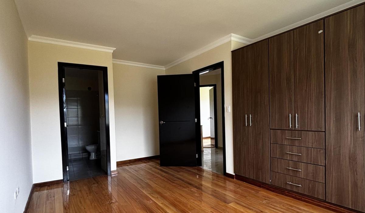 Vendo Departamento Duplex Dos Plantas Sangolqui, Ciudadela Banco del Fomento Inchalillo — imagen 7