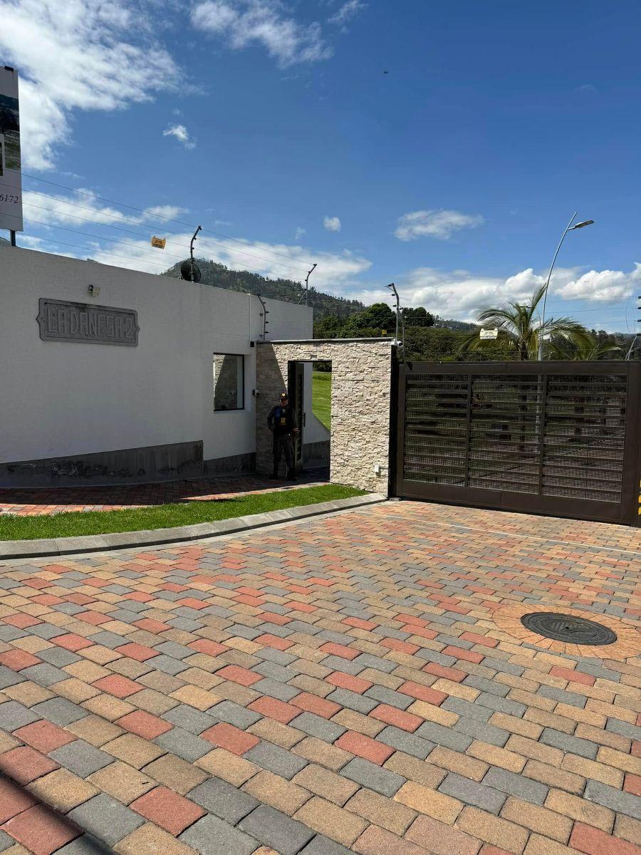 Lotes de Venta en Exclusiva Urbanización de Tumbaco La Cerámica — imagen 6