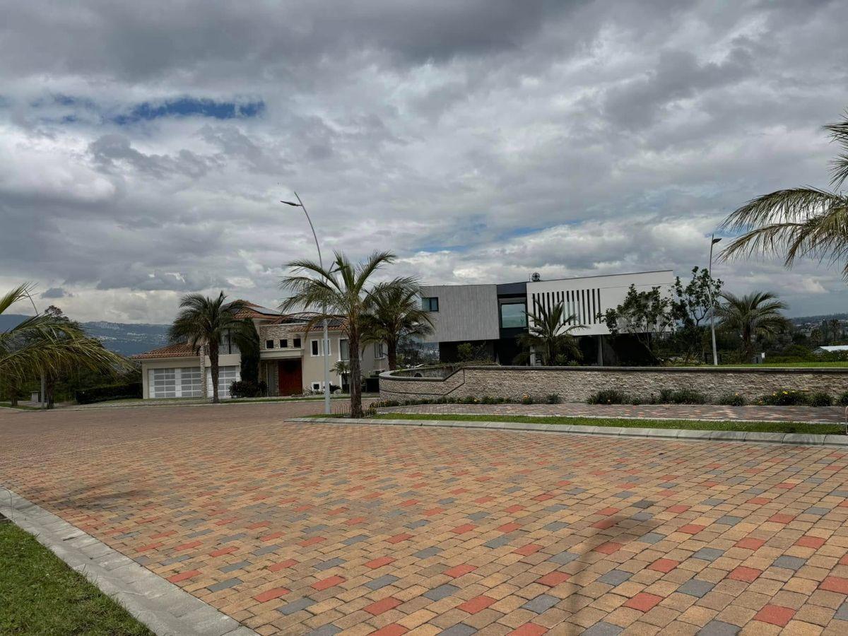 Lotes de Venta en Exclusiva Urbanización de Tumbaco La Cerámica — imagen 5