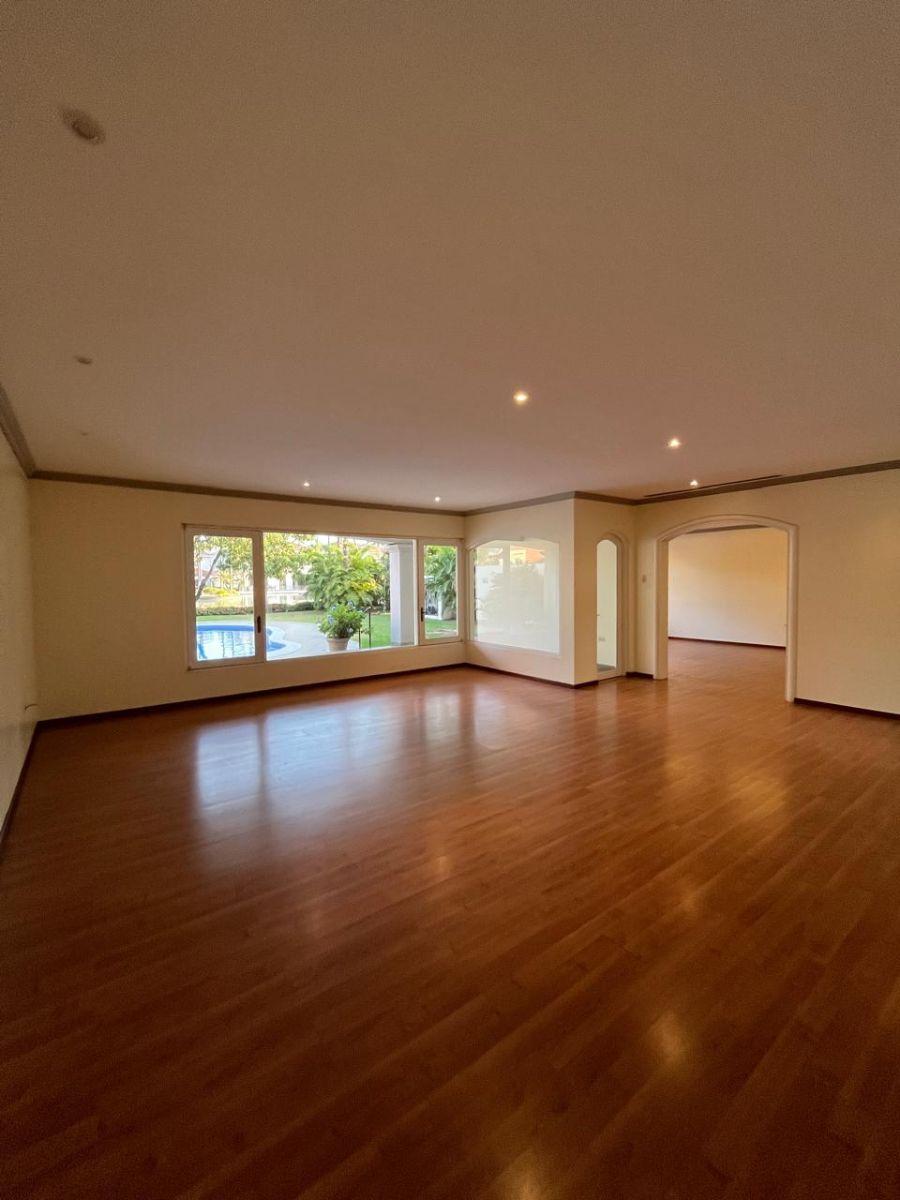 Casa Al Lago de Venta en Samborondón - Km. 6.5 urb. Lago Sol, Guayas — imagen 10