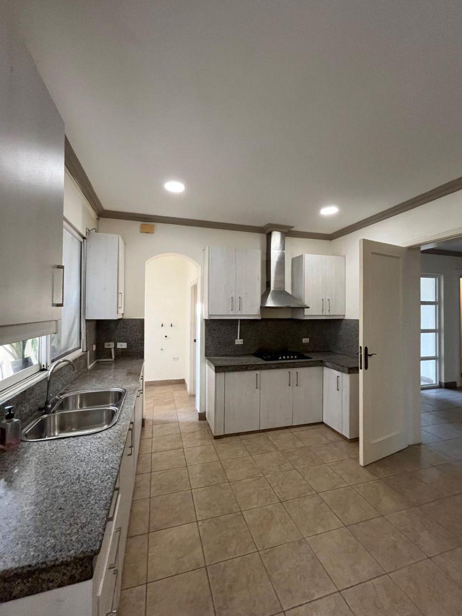Casa Al Lago de Venta en Samborondón - Km. 6.5 urb. Lago Sol, Guayas — imagen 7