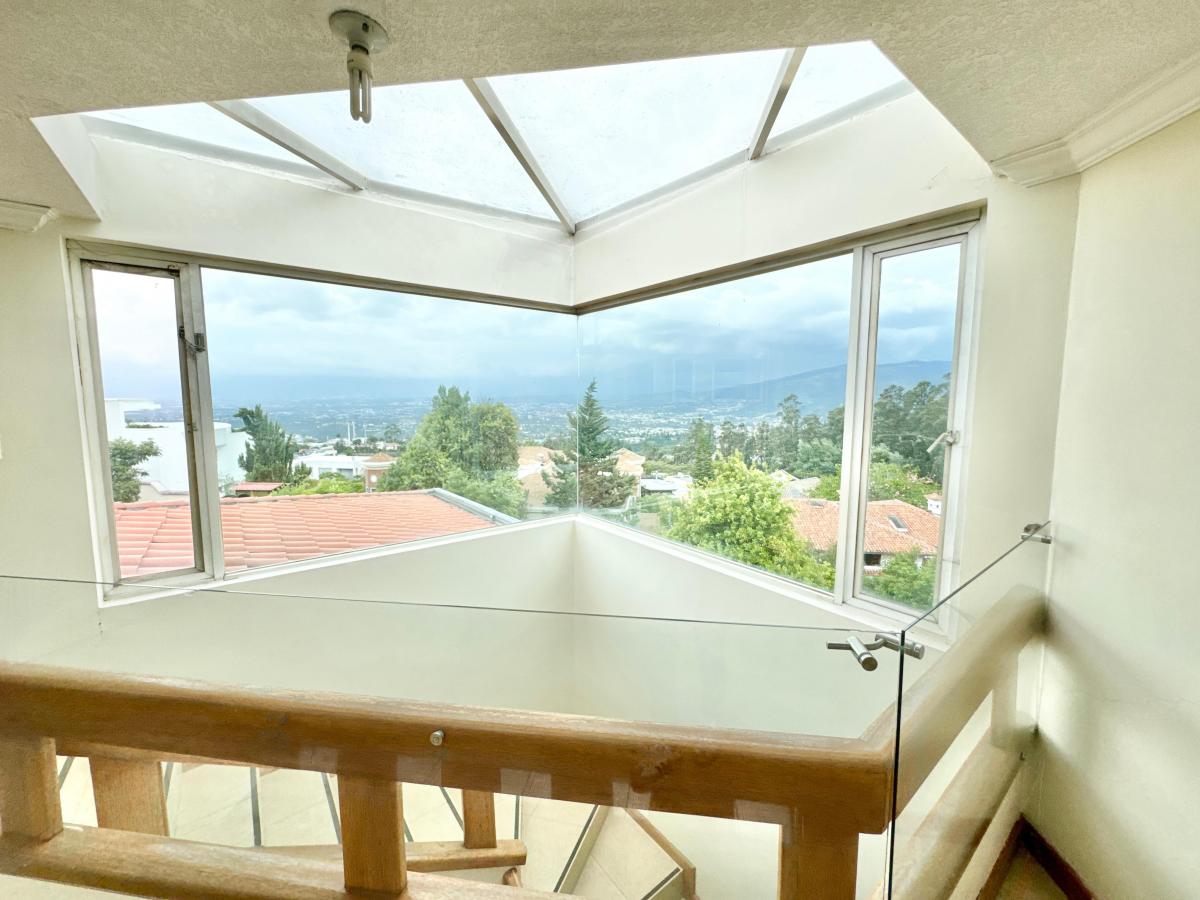 Casa en Venta de 859 m² en Miravalle — imagen 3