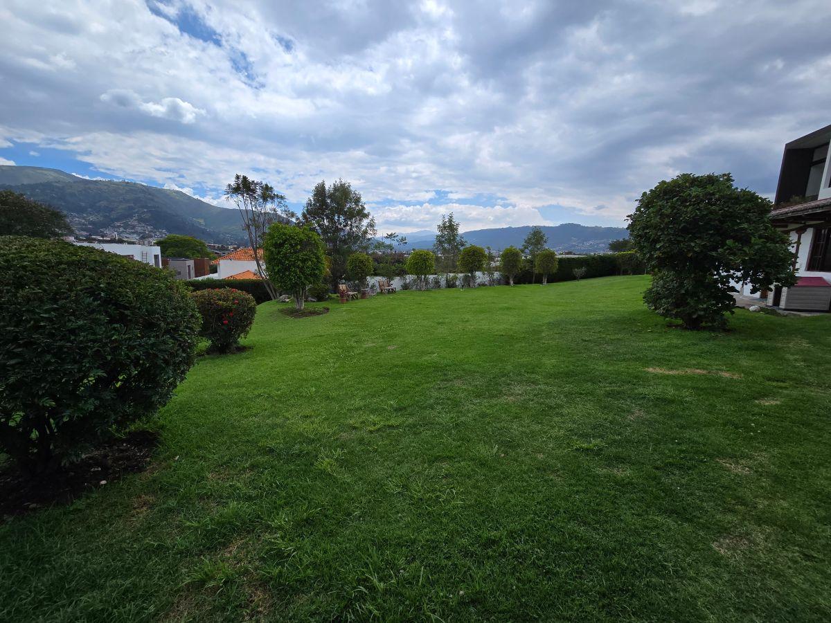 Casa - Quinta Venta Tumbaco con 2225 m² de Terreno — imagen 7