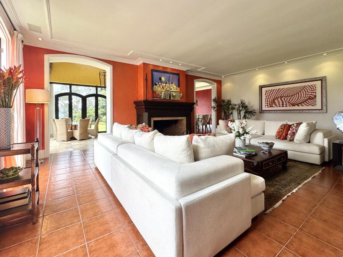 Casa de Venta en Campo Alegre Sector Monteserrín — imagen 6