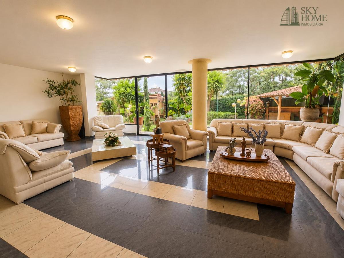 Venta Casa Amplia en Cumbayá - La Primavera — imagen 10