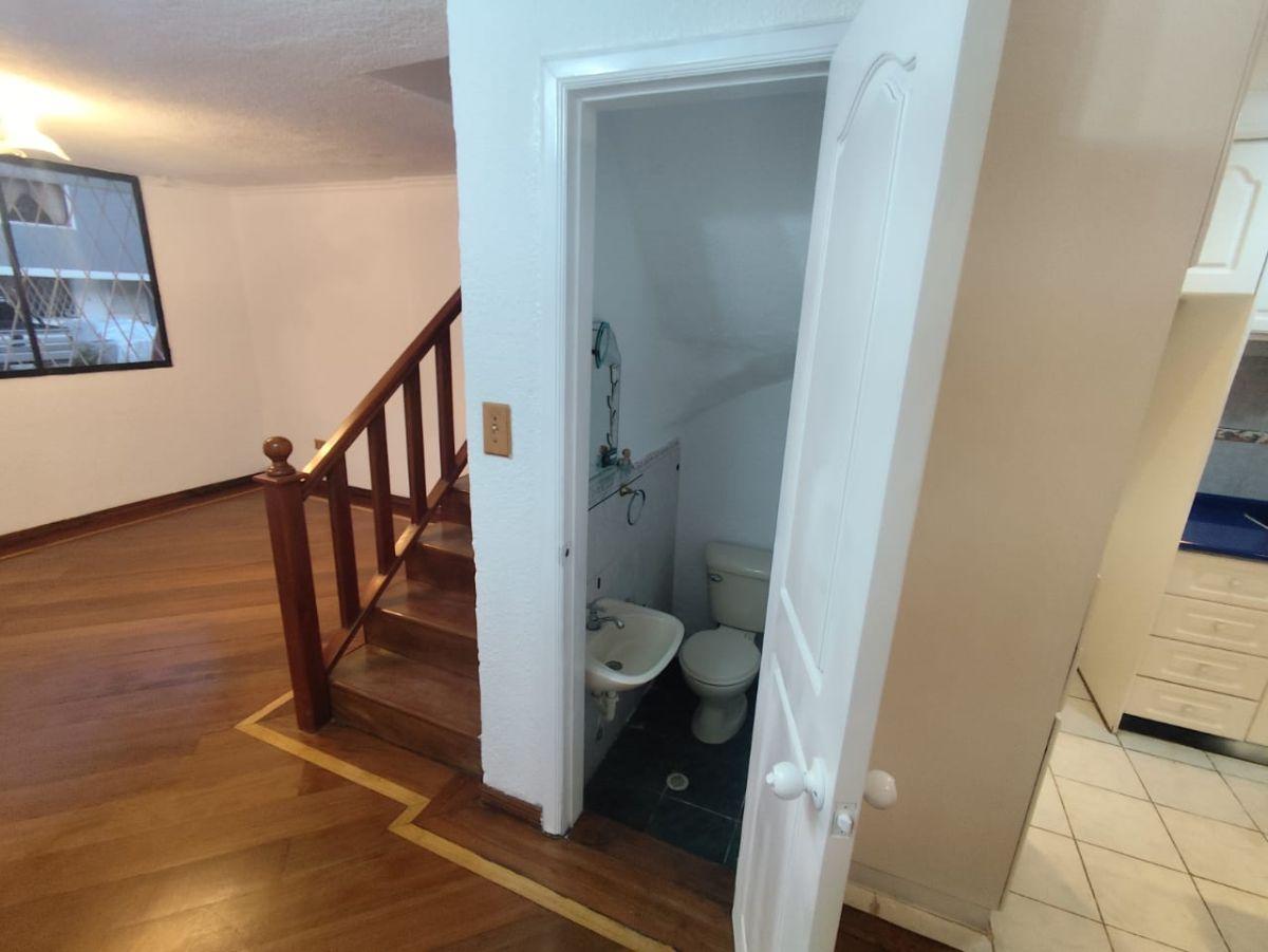 Casa con 152 m² Terreno y 6 Recámaras en Venta en San Bartolo — imagen 9