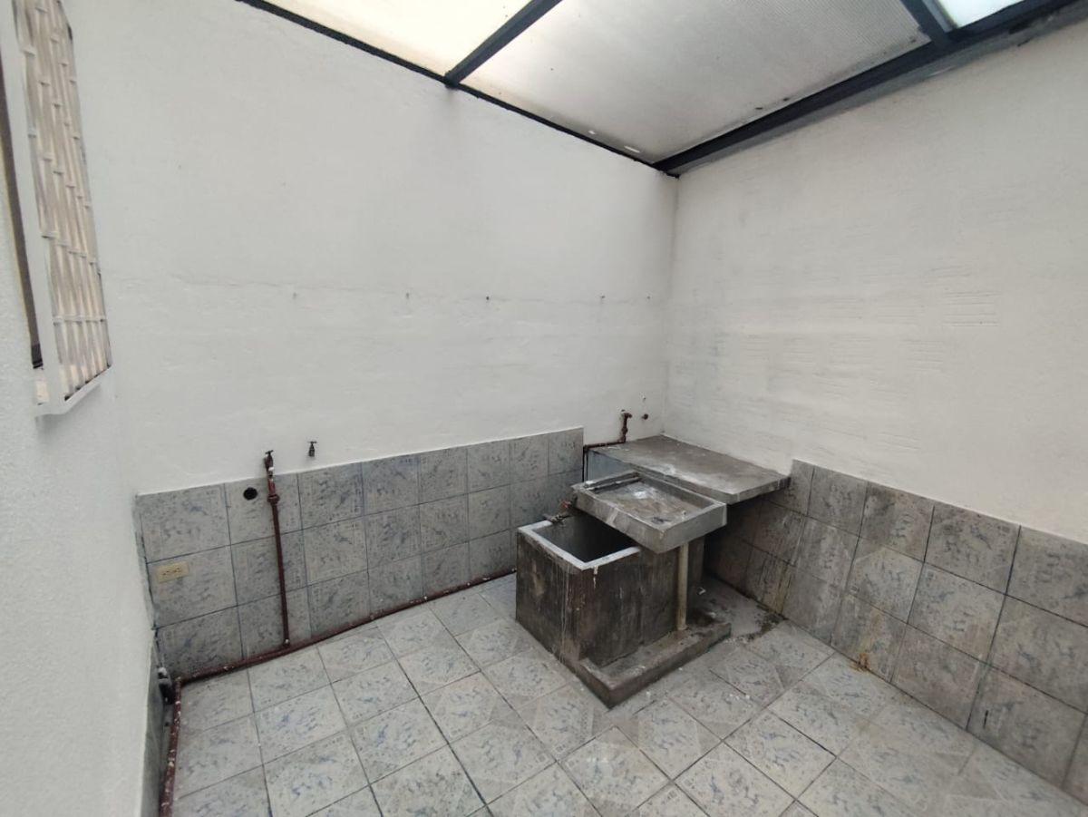 Casa con 152 m² Terreno y 6 Recámaras en Venta en San Bartolo — imagen 6