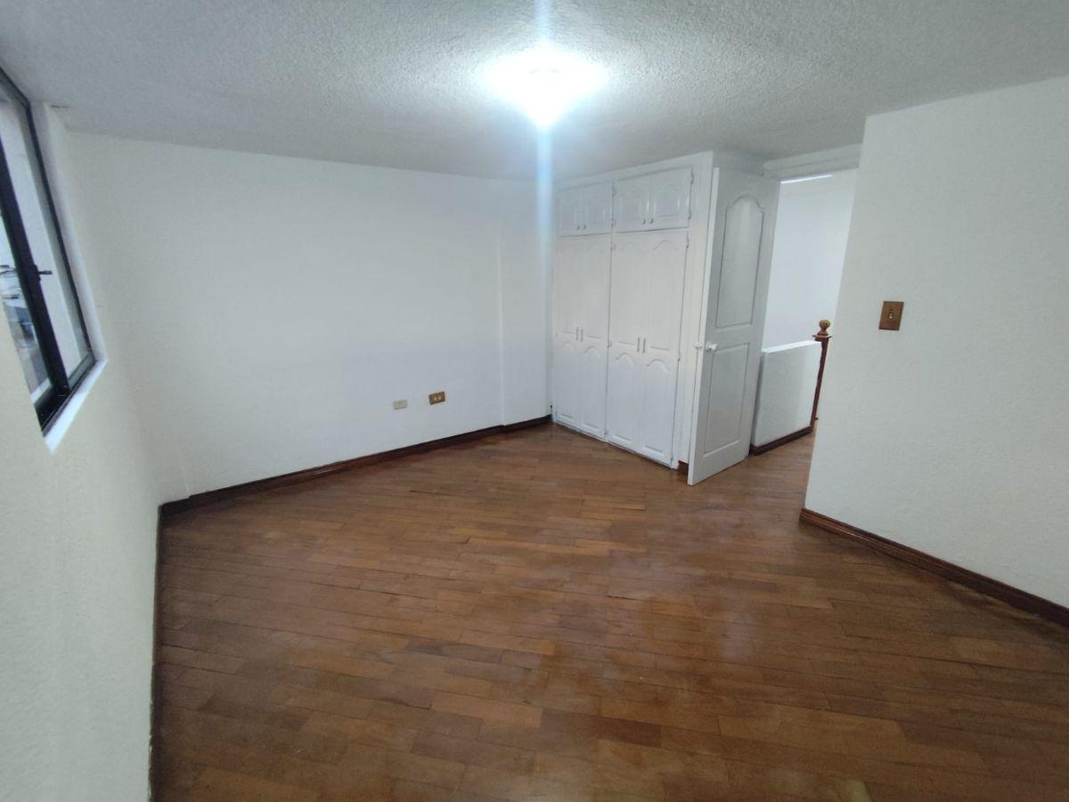 Casa con 152 m² Terreno y 6 Recámaras en Venta en San Bartolo — imagen 5