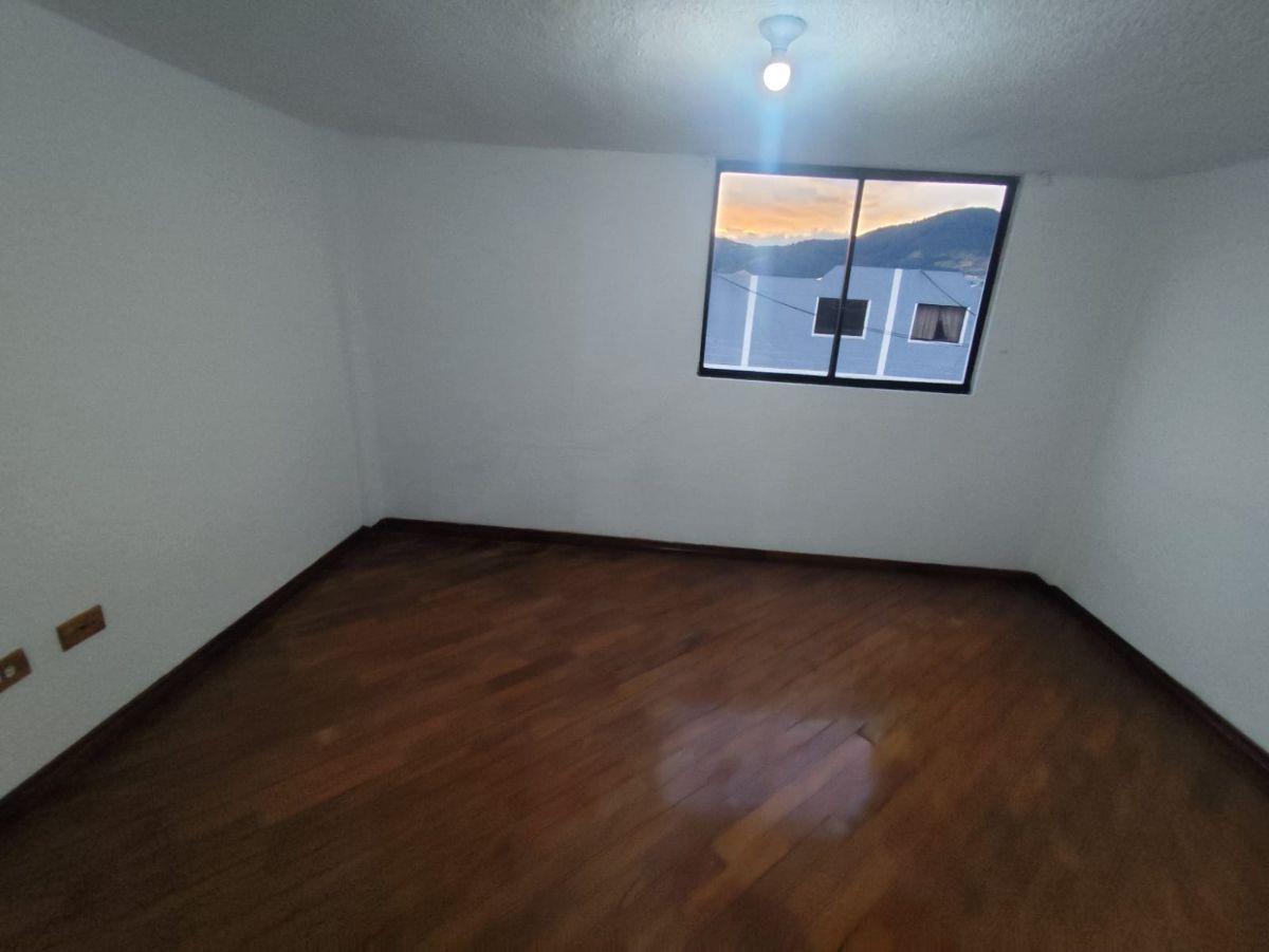 Casa con 152 m² Terreno y 6 Recámaras en Venta en San Bartolo — imagen 4