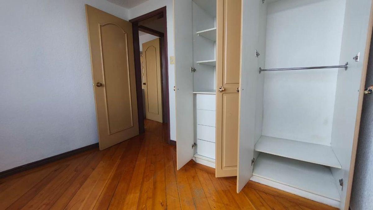Casa en Venta de 2 Pisos en Conjunto Privado Calderón — imagen 5