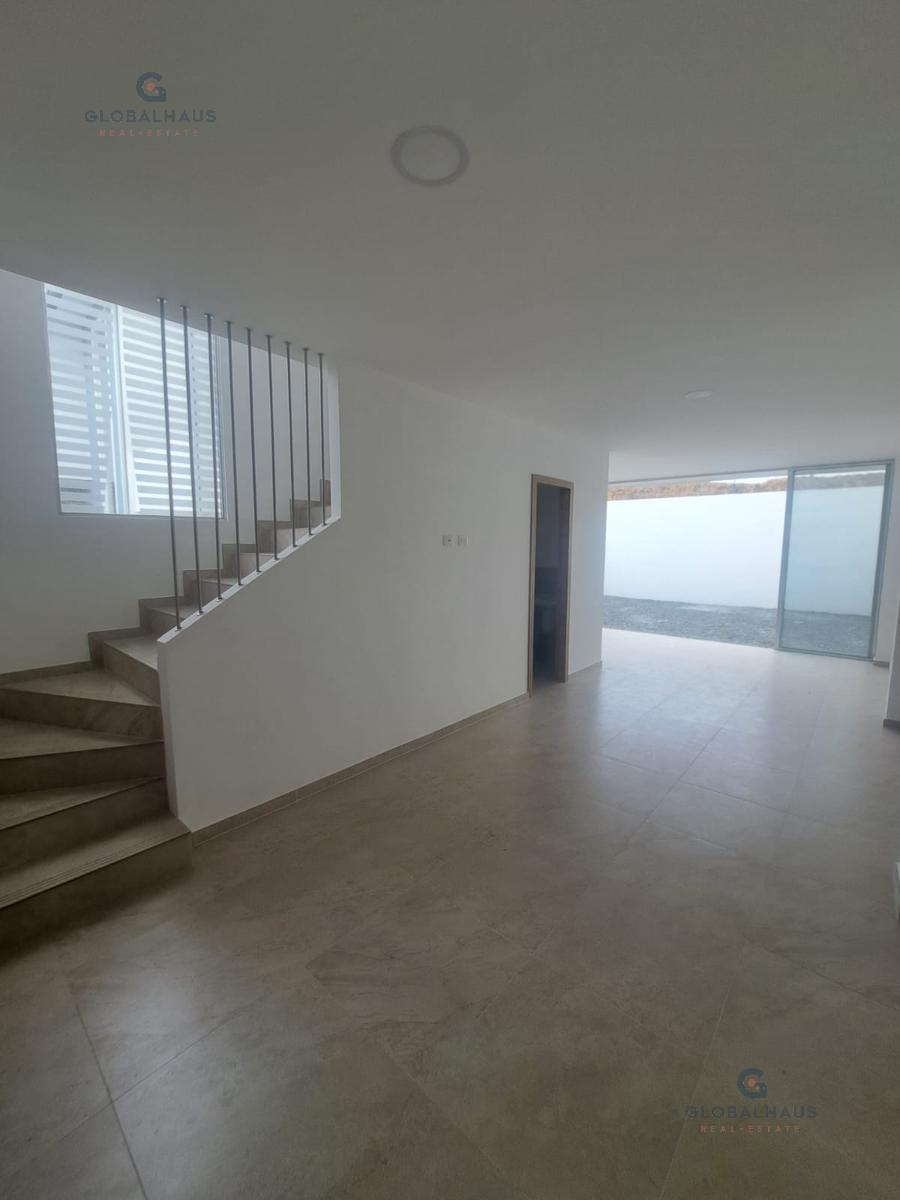 Venta de Casa en Urbanización Vistana con 3 Habitaciones. m. N, Guayas — imagen 9